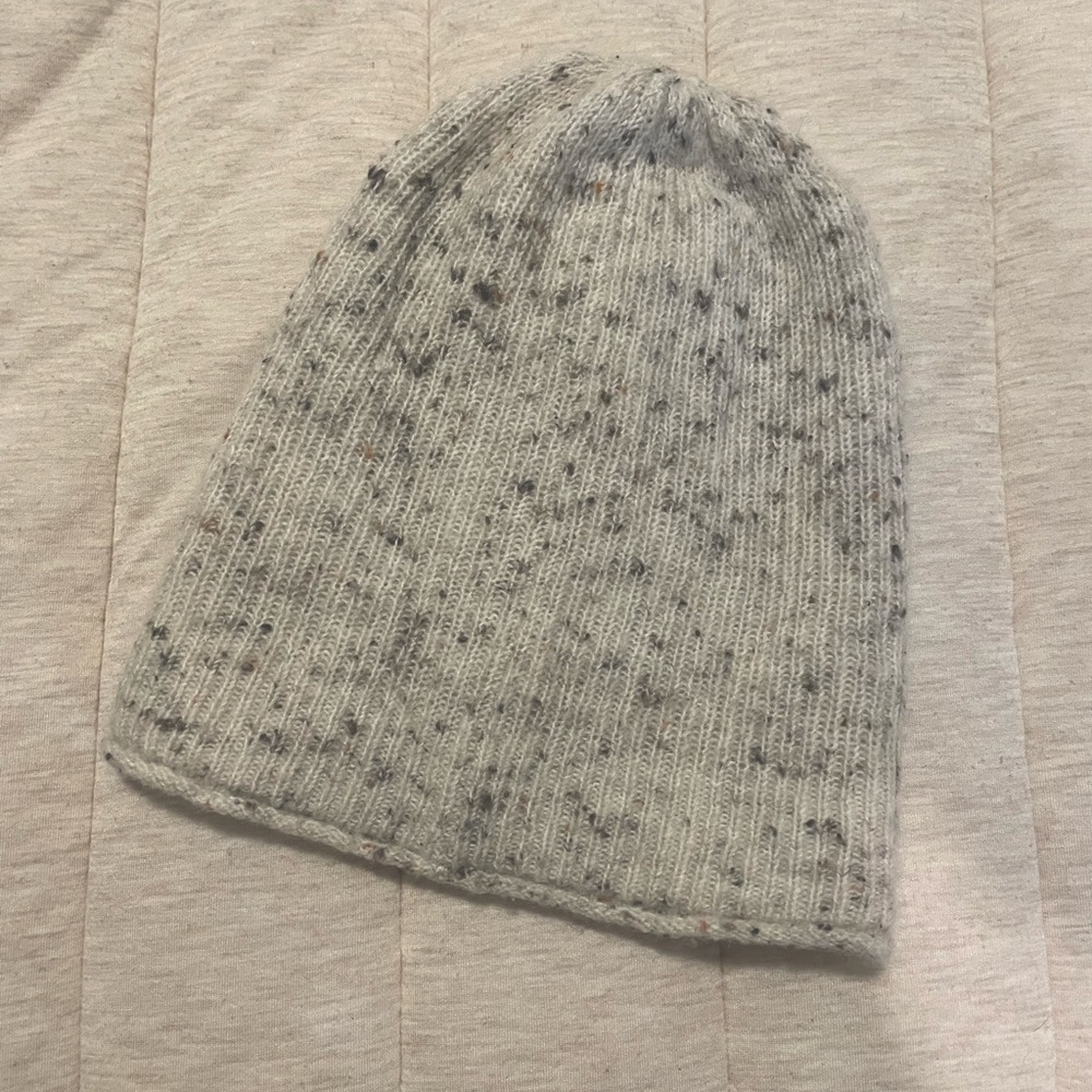 Madewell Donegal Kent Beanie in Coziest Yarn